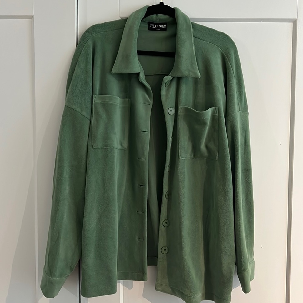 Kittenish “Emmy Fleece Shacket” Size L